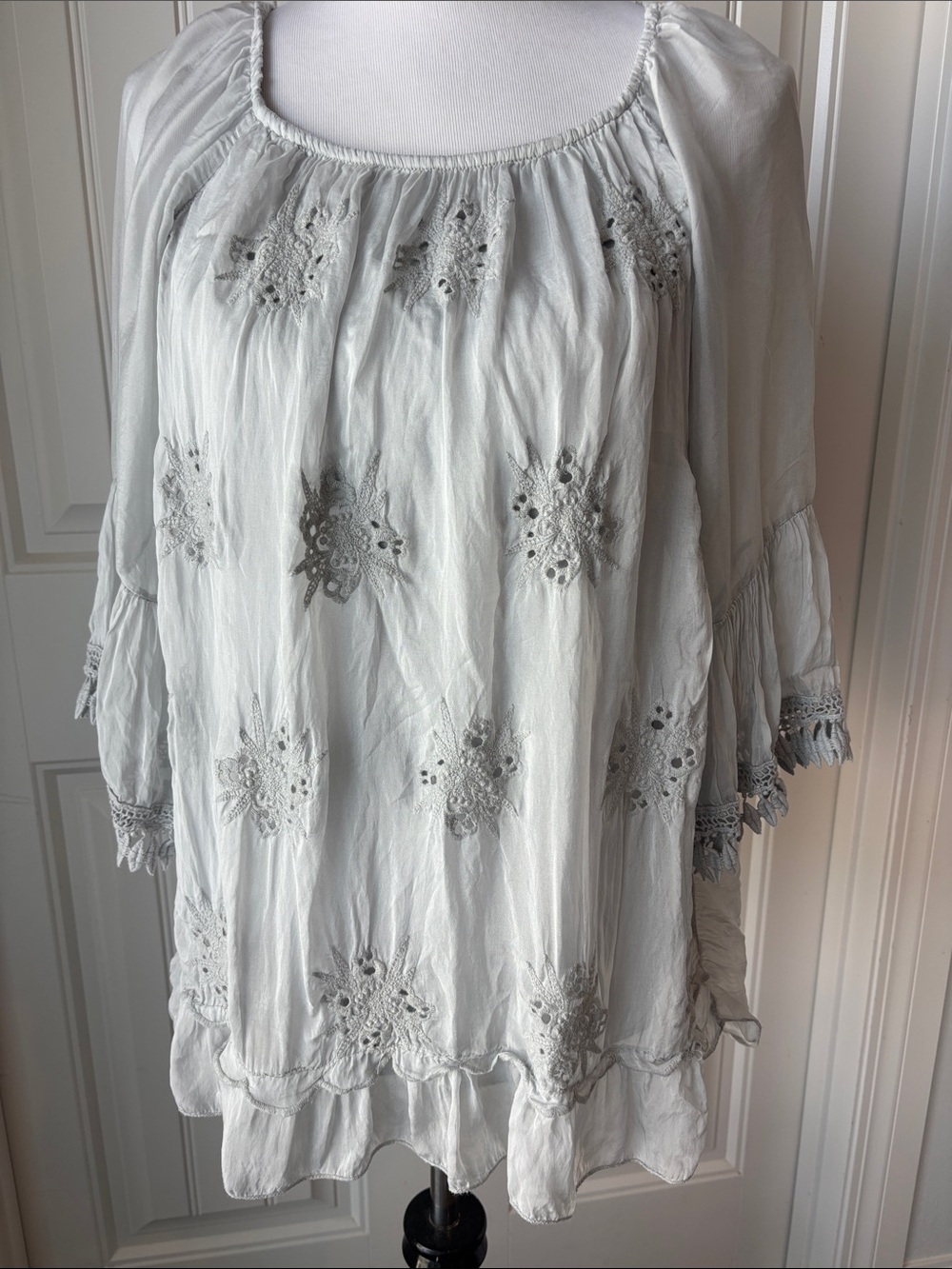 Women's Light Gray Embroidered Peasant Tunic Top- Made in Italy 🇮🇹